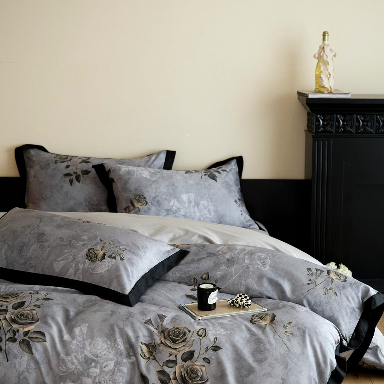 91家纺网 家纺一手货源 找家纺 帝王家纺 2025新款爆款秋冬印花四件套轻奢高级感磨毛超柔亲肤四季款 玫瑰之约-灰