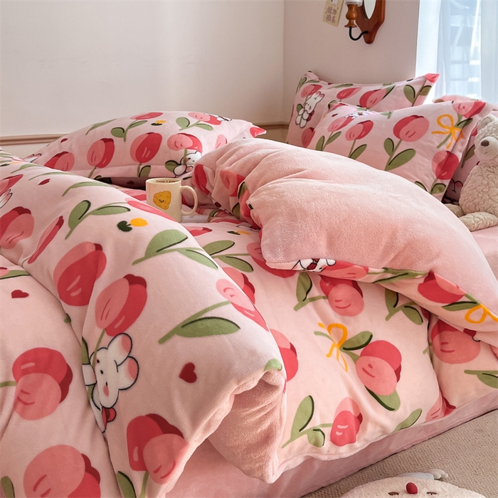 91家纺网 家纺一手货源 找家纺 寻米 2025新款高克重加厚保暖牛奶绒四件套-第二批 野见花兔