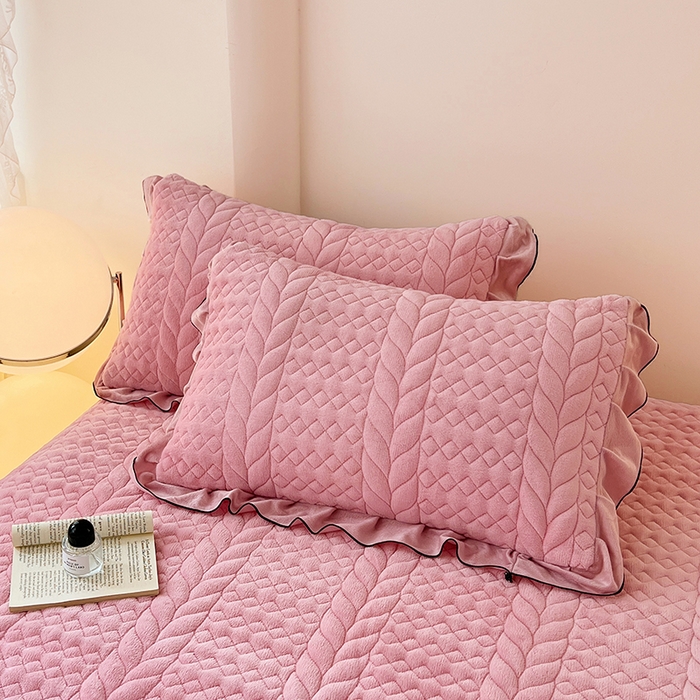 91家纺网 家纺一手货源 找家纺 梦舒羽 2025新款牛奶绒花边夹棉枕套单人宿舍枕芯套枕头套一对-轻奢 花边轻奢款-浪漫粉