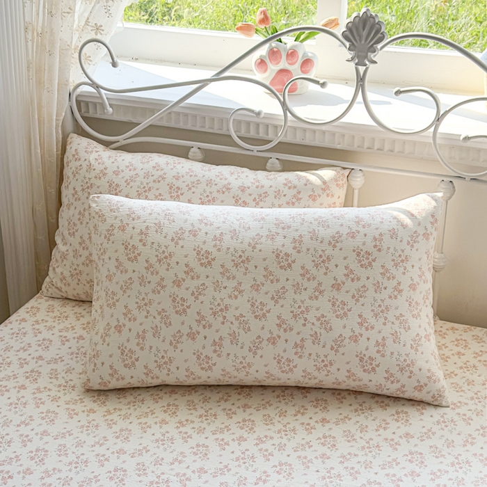 91家纺网 家纺一手货源 找家纺 爱彼家纺 2025新款水洗水洗棉印花床笠单品床笠床笠三件套风格二 浅粉碎花