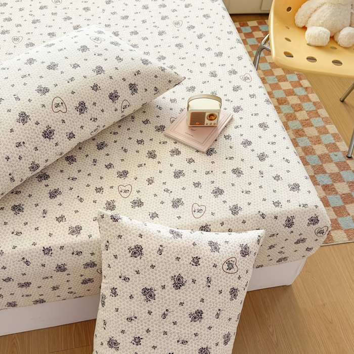 91家纺网 家纺一手货源 找家纺 爱彼家纺 2025新款水洗水洗棉印花床笠单品床笠床笠三件套风格二 玫瑰絮