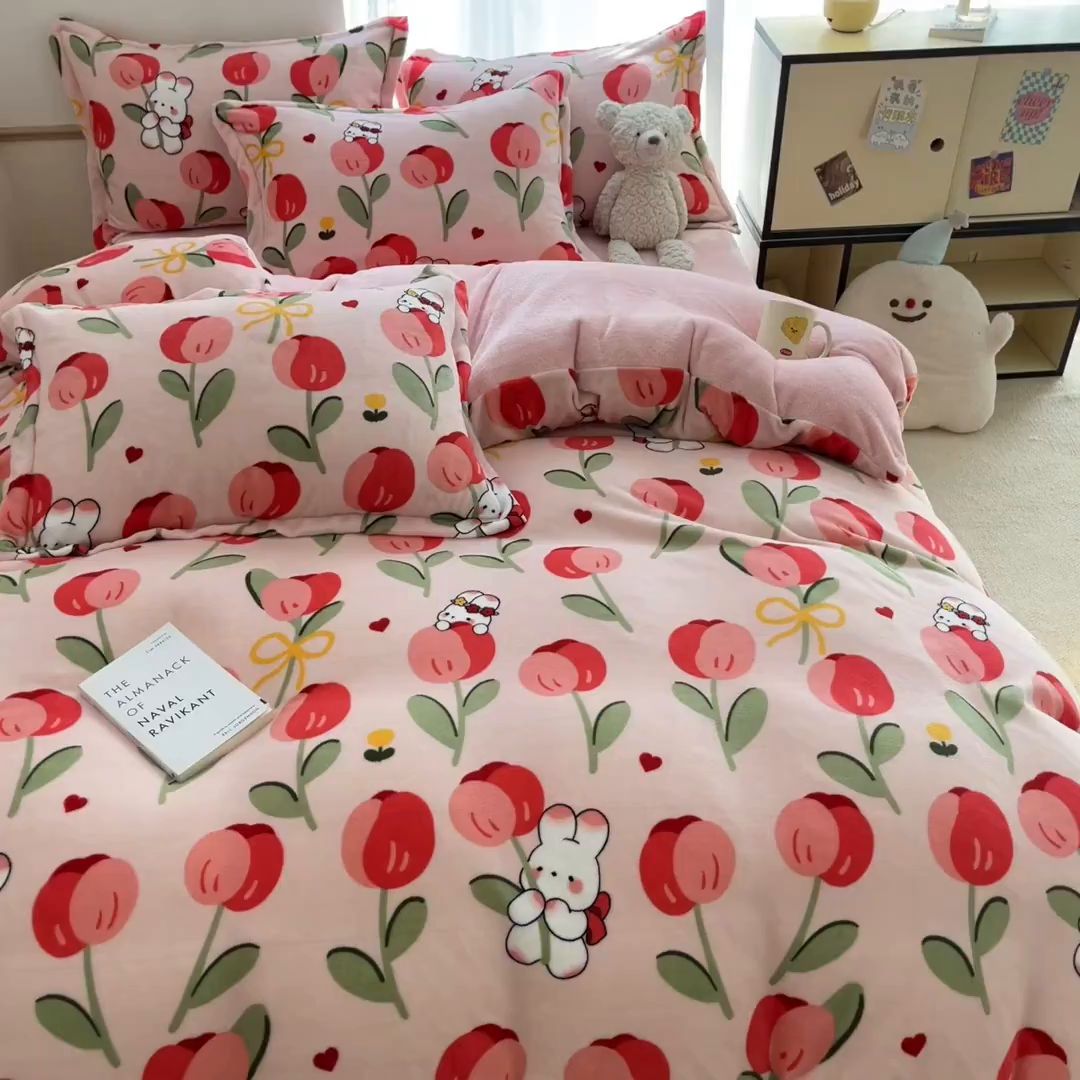 91家纺网 家纺一手货源 找家纺 寻米 2025新款高克重加厚保暖牛奶绒四件套-第二批 野见花兔