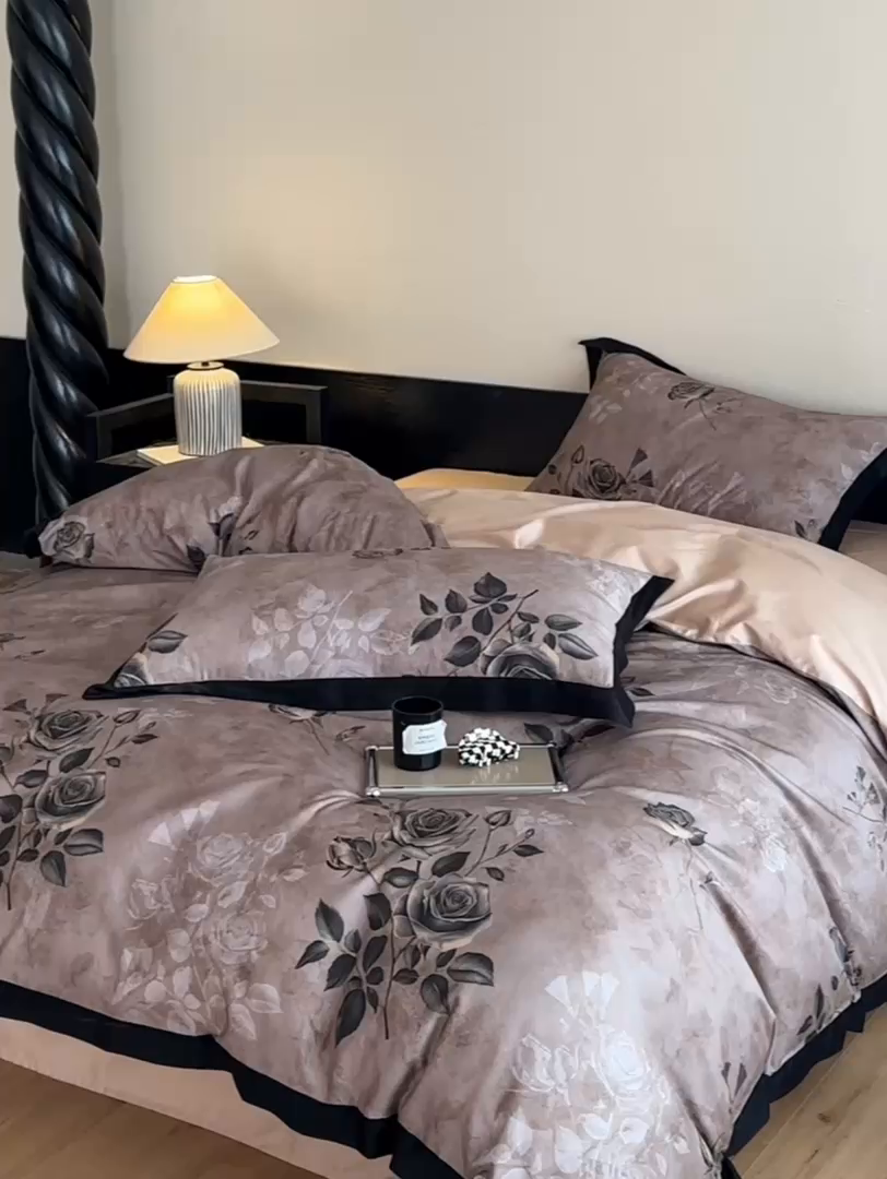 91家纺网 家纺一手货源 找家纺 帝王家纺 2025新款爆款秋冬印花四件套轻奢高级感磨毛超柔亲肤四季款 玫瑰之约-咖