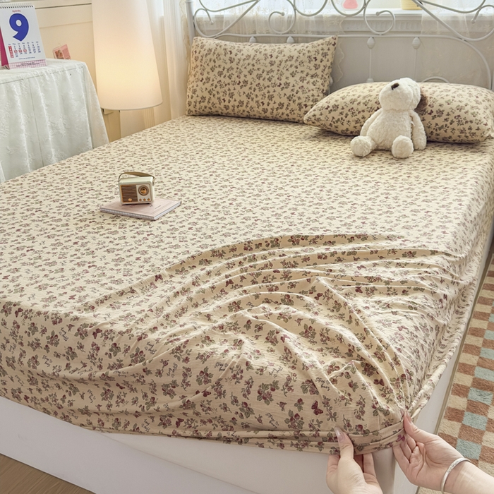 91家纺网 家纺一手货源 找家纺 爱彼家纺 2025新款水洗水洗棉印花床笠单品床笠床笠三件套风格二 莓花蝶语