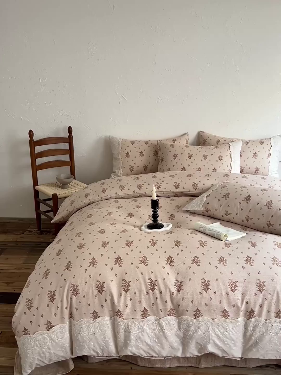 91家纺网 家纺一手货源 找家纺 梵克保罗 2025新款亚麻复古花边系列四件套 繁花