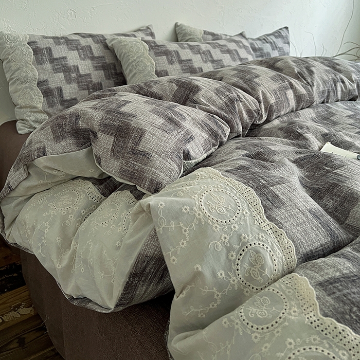 91家纺网 家纺一手货源 找家纺 梵克保罗 2025新款亚麻复古花边系列四件套 方格灰