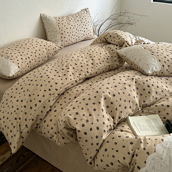 91家纺网 家纺一手货源 找家纺 梵克保罗 2025新款亚麻复古花边系列四件套 复古豹