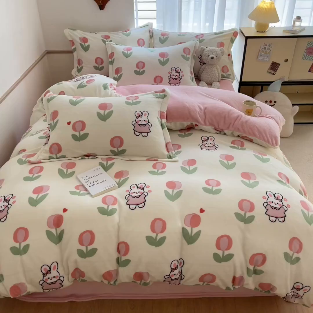 91家纺网 家纺一手货源 找家纺 寻米 2025新款高克重加厚保暖牛奶绒四件套-第二批 郁香小兔