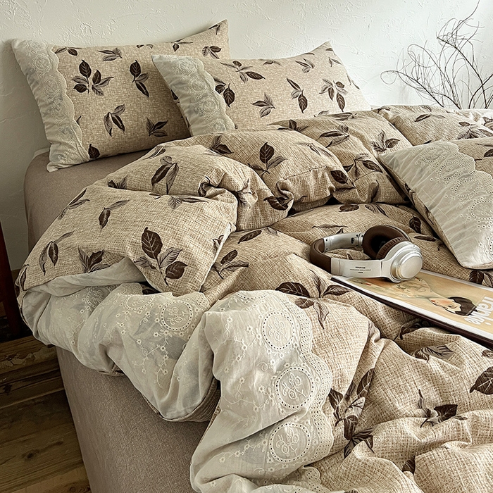 91家纺网 家纺一手货源 找家纺 梵克保罗 2025新款亚麻复古花边系列四件套 花季