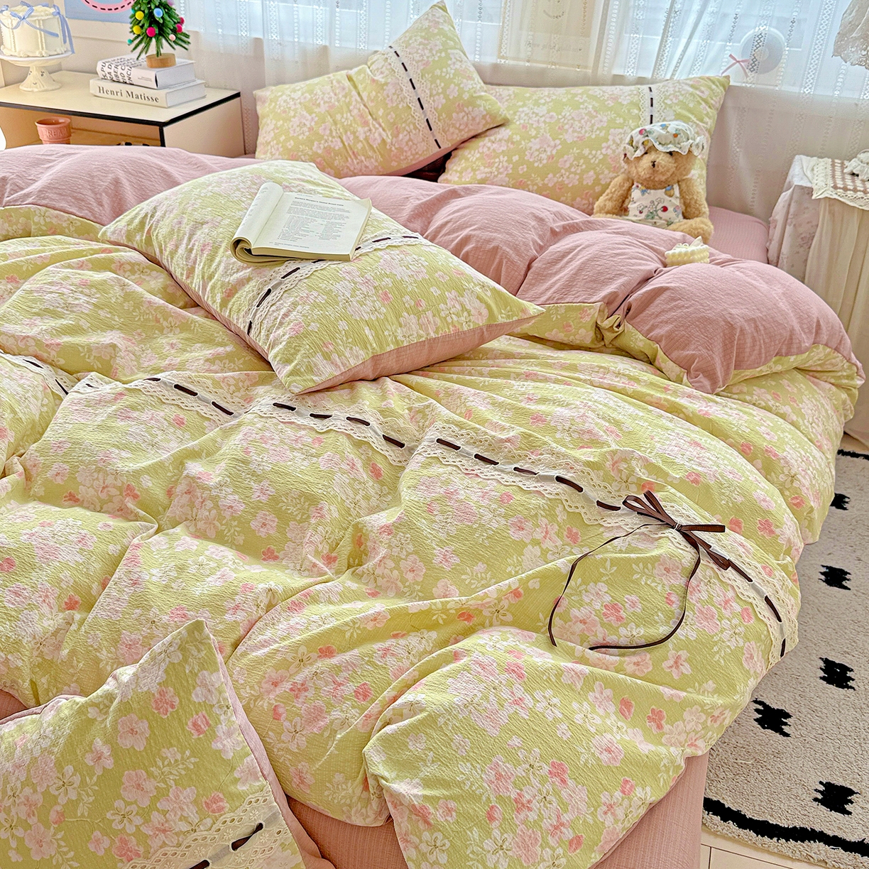 91家纺网 家纺一手货源 找家纺 梵克保罗 2025新款古法水洗棉全棉花边蝴蝶结四件套 觅秋