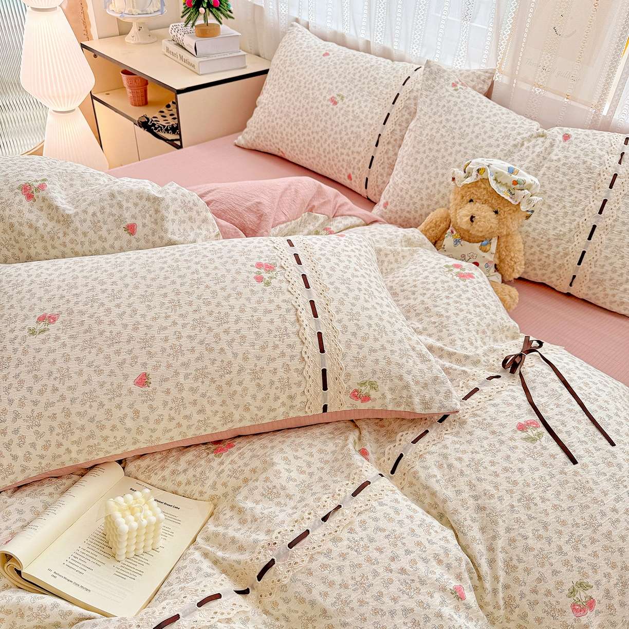 91家纺网 家纺一手货源 找家纺 梵克保罗 2025新款古法水洗棉全棉花边蝴蝶结四件套 悠然雅居