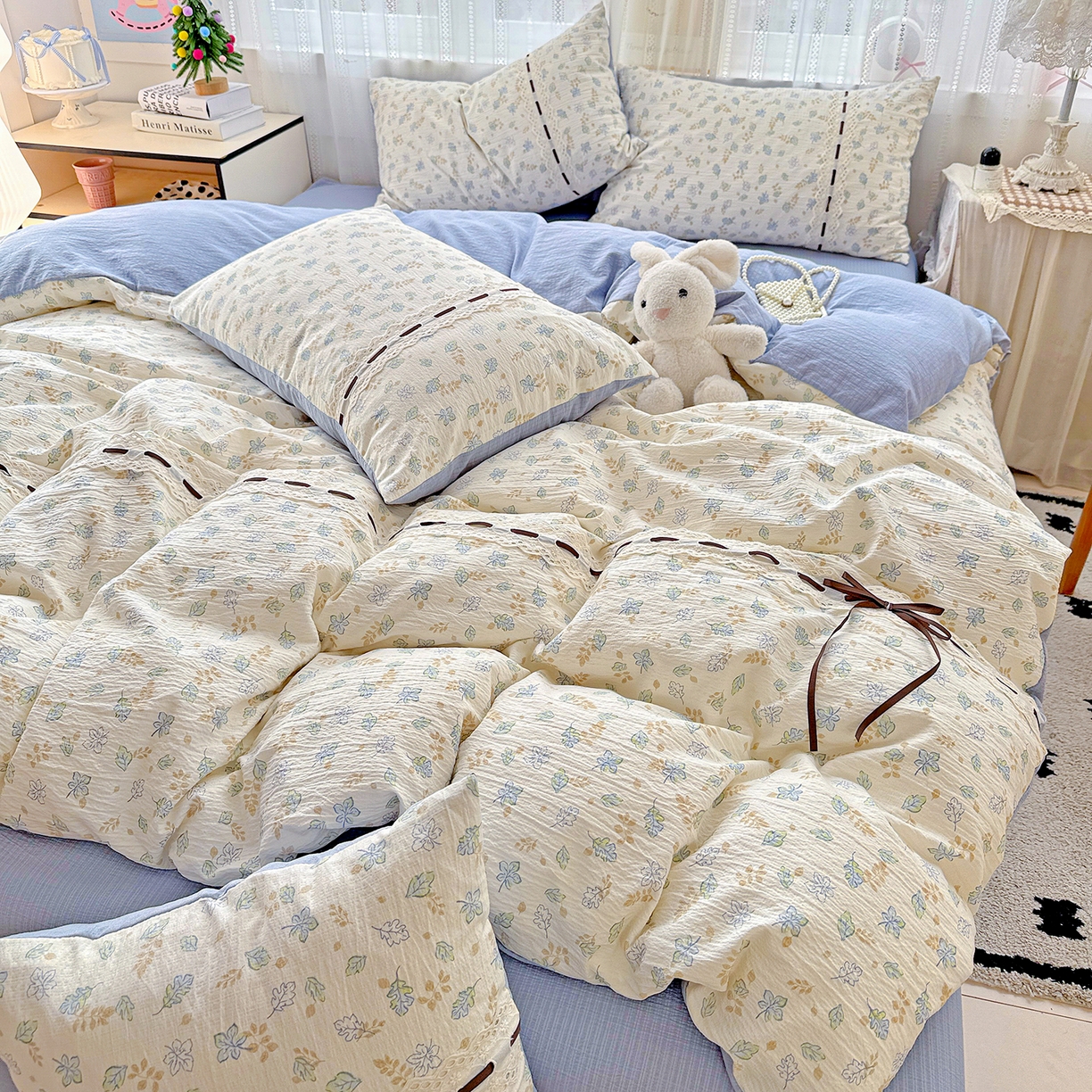 91家纺网 家纺一手货源 找家纺 梵克保罗 2025新款古法水洗棉全棉花边蝴蝶结四件套 鸢尾兰