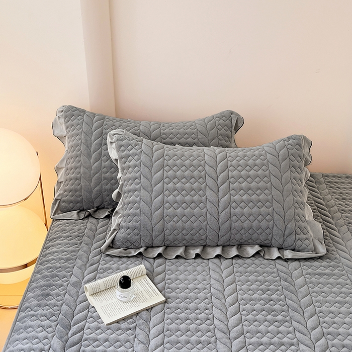 91家纺网 家纺一手货源 找家纺 梦舒羽 2025新款牛奶绒花边夹棉枕套单人宿舍枕芯套枕头套一对-轻奢 花边轻奢款-星辰灰