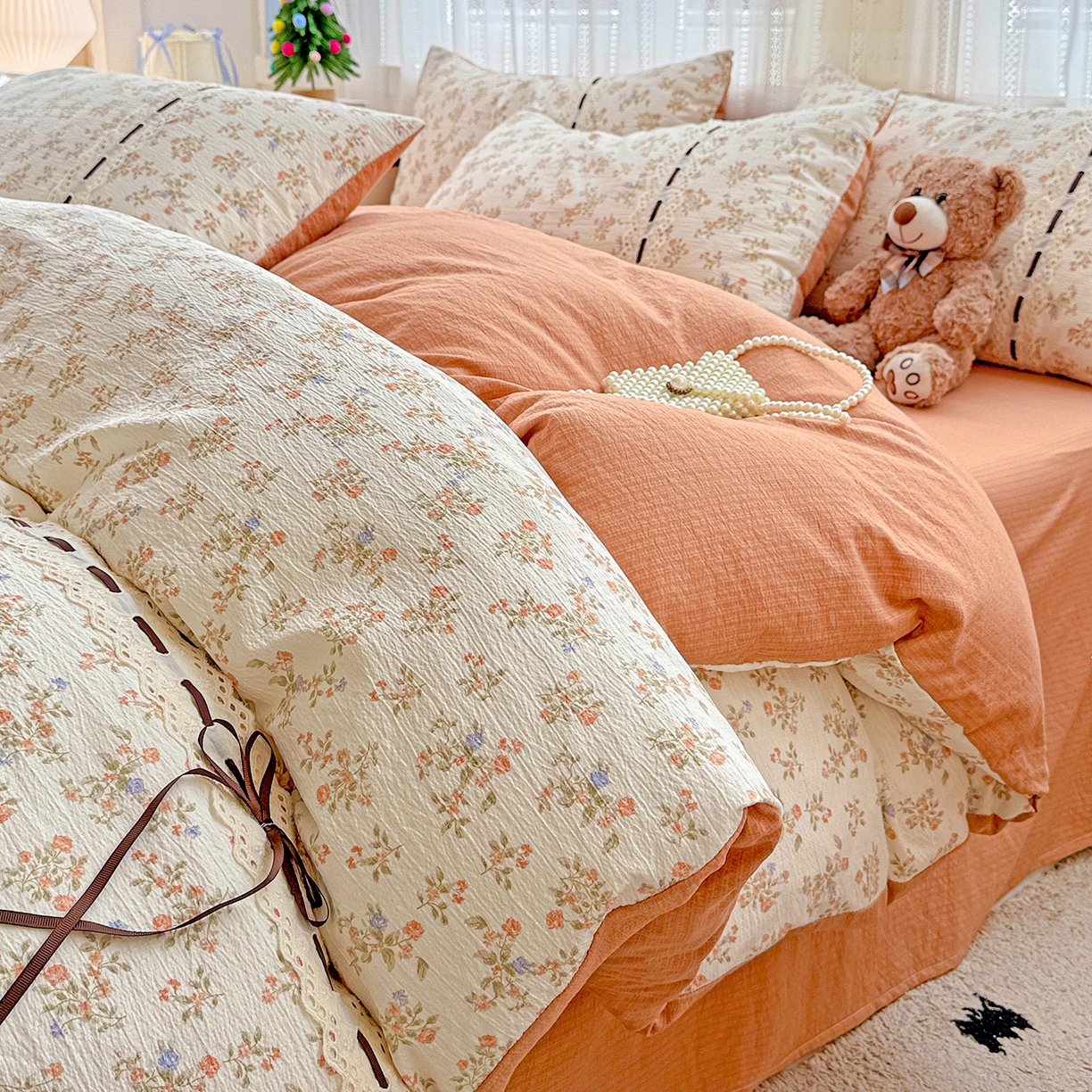 91家纺网 家纺一手货源 找家纺 梵克保罗 2025新款古法水洗棉全棉花边蝴蝶结四件套 可可庄园