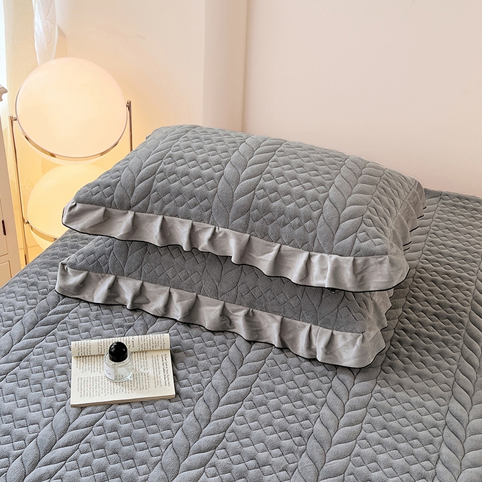 91家纺网 家纺一手货源 找家纺 梦舒羽 2025新款牛奶绒花边夹棉枕套单人宿舍枕芯套枕头套一对-轻奢 花边轻奢款-星辰灰