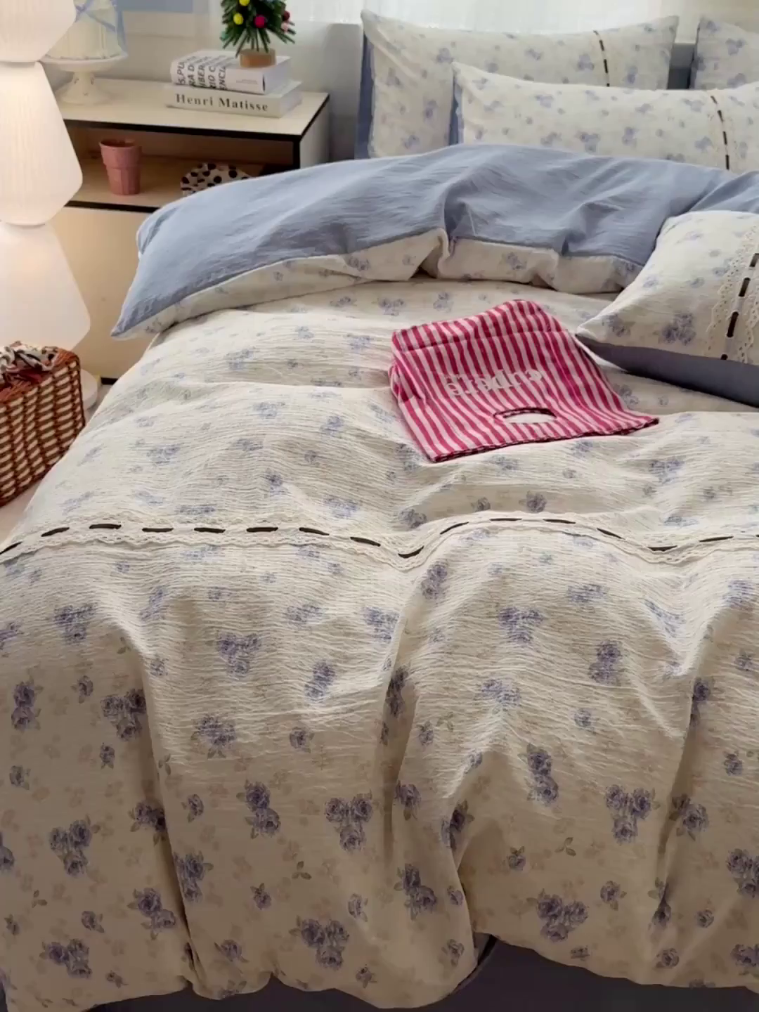 91家纺网 家纺一手货源 找家纺 梵克保罗 2025新款古法水洗棉全棉花边蝴蝶结四件套 暮归十里