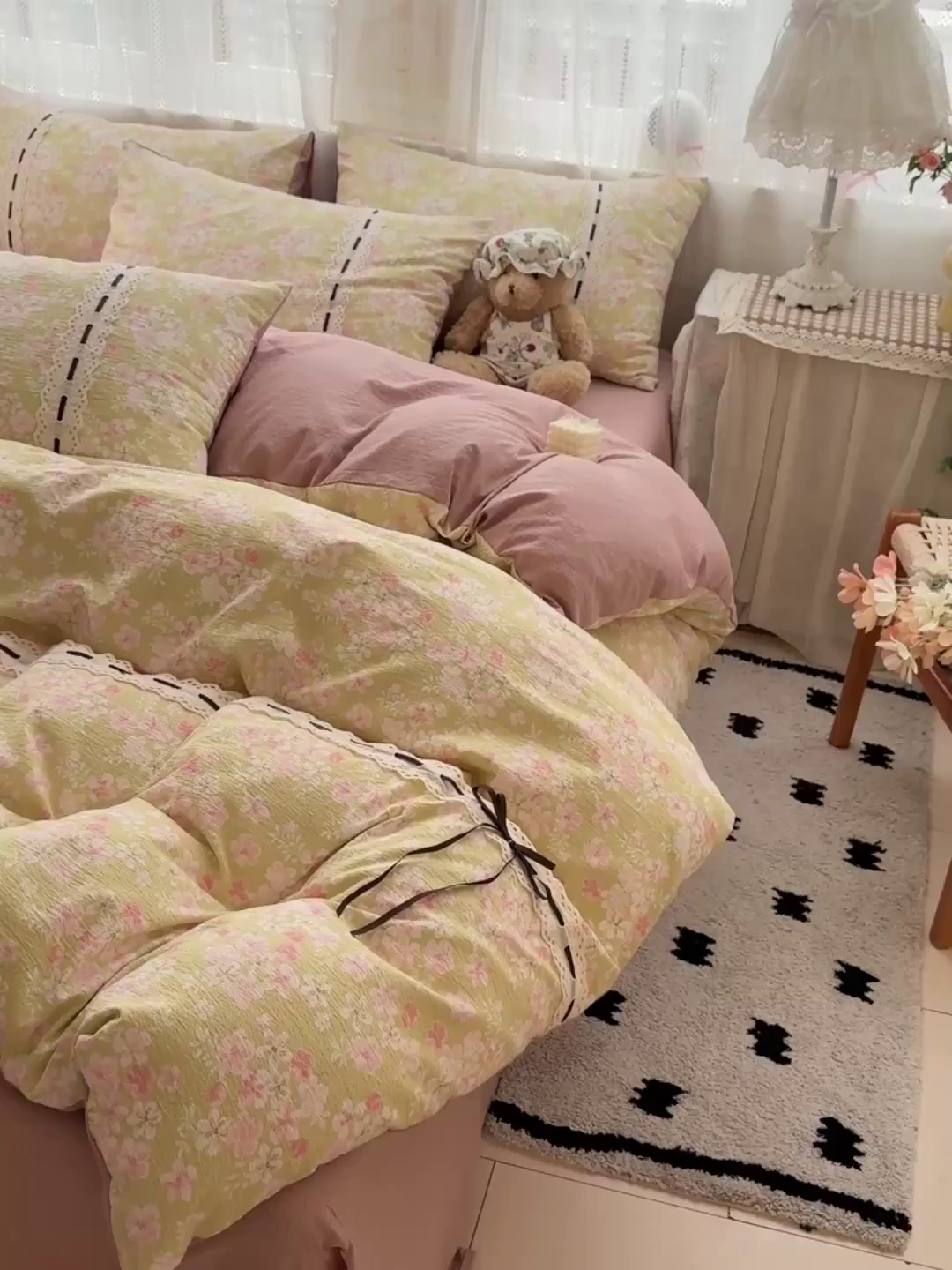 91家纺网 家纺一手货源 找家纺 梵克保罗 2025新款古法水洗棉全棉花边蝴蝶结四件套 觅秋