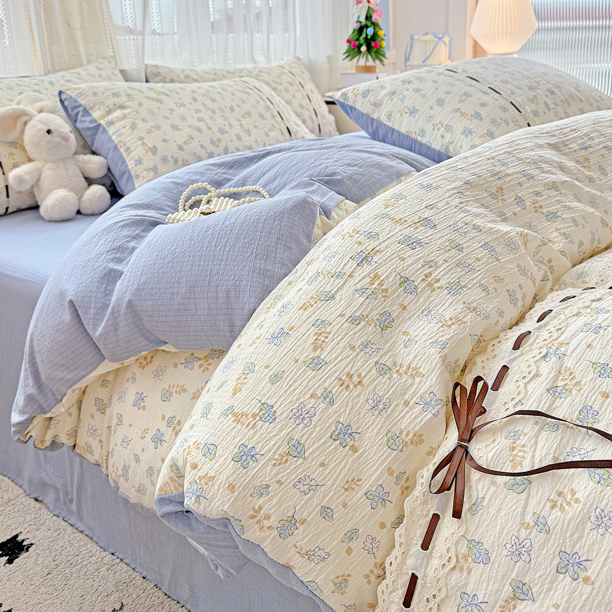 91家纺网 家纺一手货源 找家纺 梵克保罗 2025新款古法水洗棉全棉花边蝴蝶结四件套 鸢尾兰