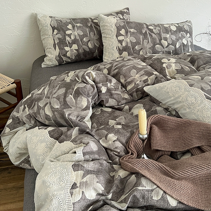 91家纺网 家纺一手货源 找家纺 梵克保罗 2025新款亚麻复古花边系列四件套 花影灰