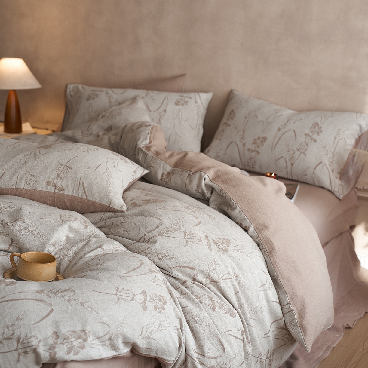 91家纺网 家纺一手货源 找家纺 （总）梵克保罗 2025秋冬新款全棉水洗色织大提花四件套