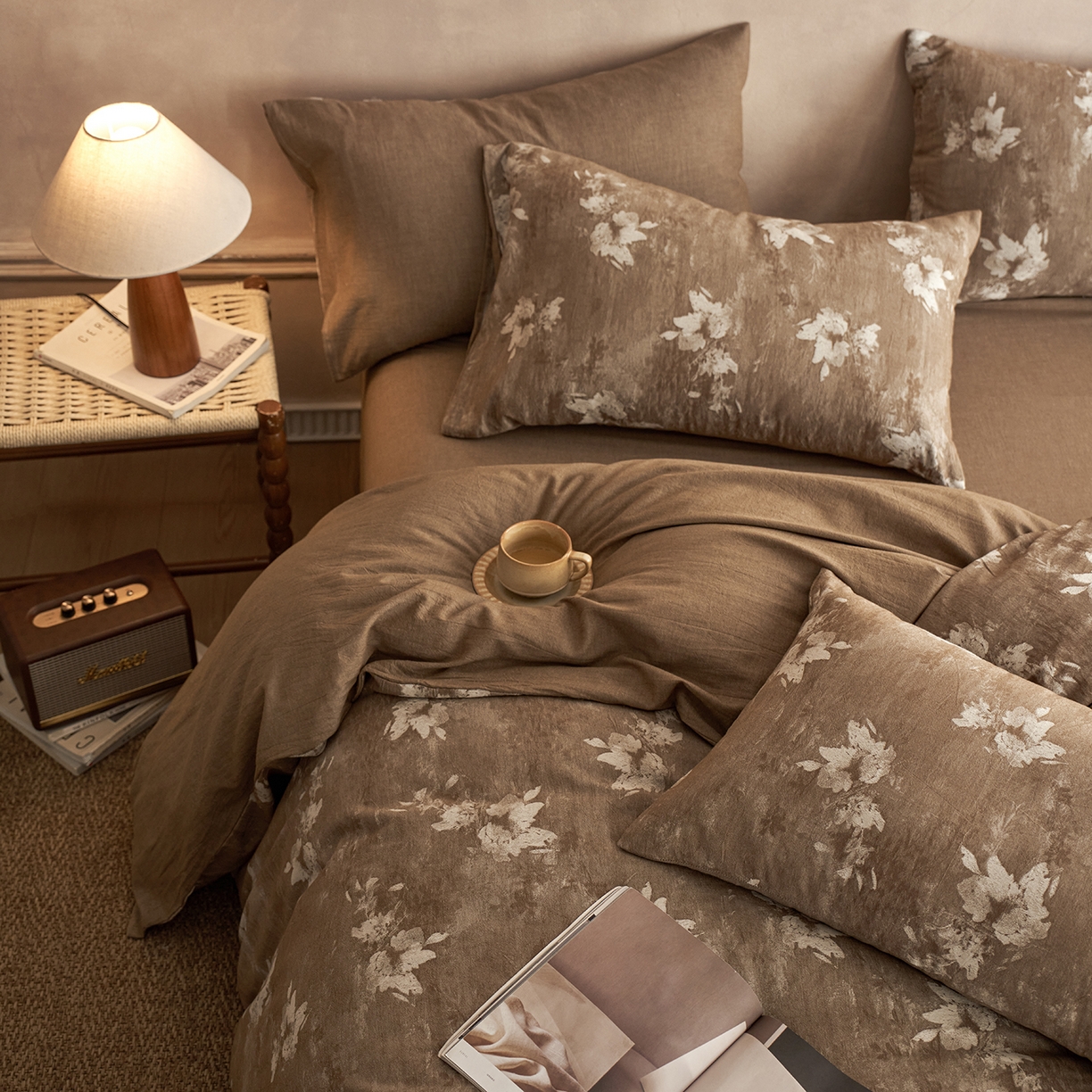 91家纺网 家纺一手货源 找家纺 梵克保罗 2025秋冬新款全棉水洗色织大提花四件套 繁花说-茶咖