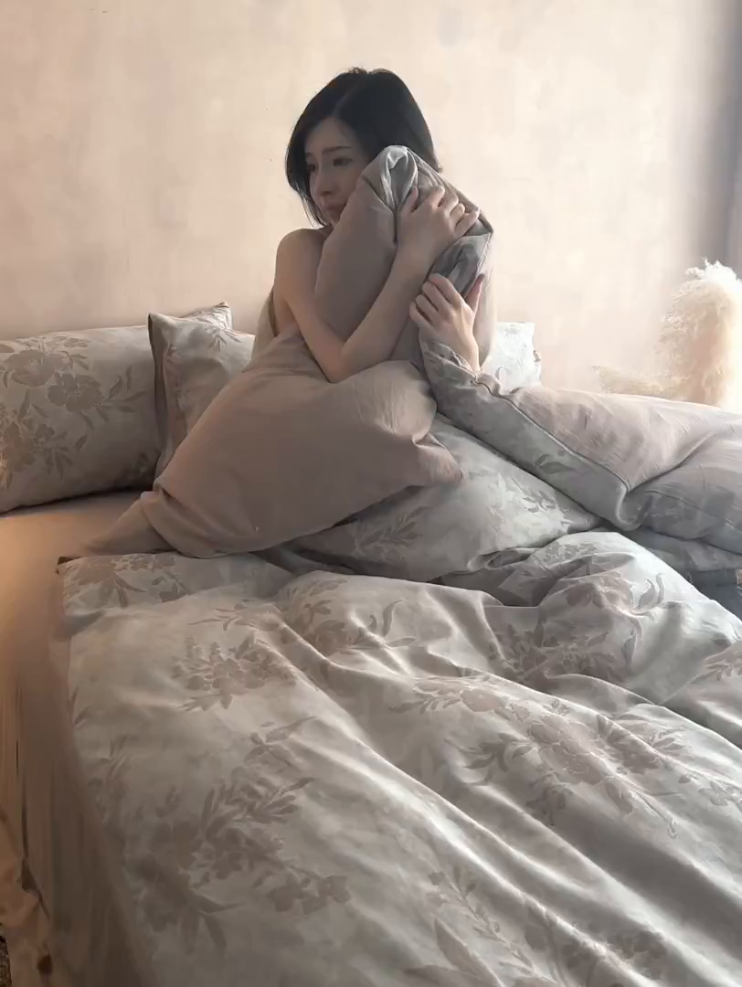 91家纺网 家纺一手货源 找家纺 梵克保罗 2025秋冬新款全棉水洗色织大提花四件套 日照繁花-桂圆