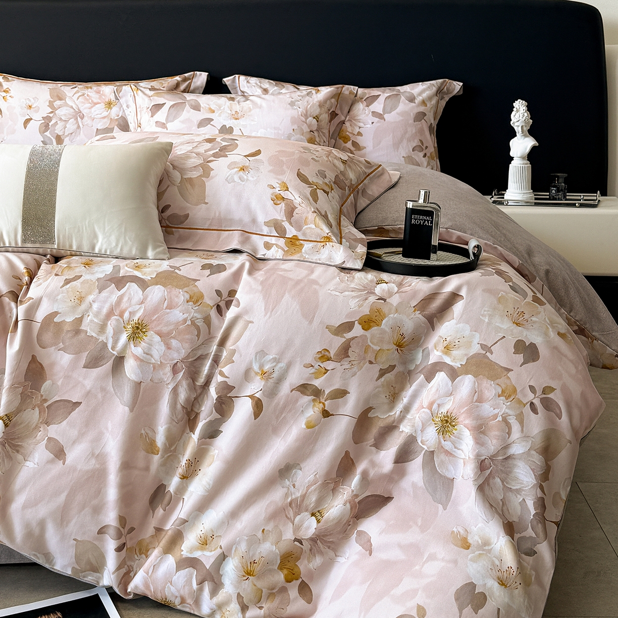 91家纺网 家纺一手货源 找家纺 梵克保罗 2025秋冬新款数码印花全棉磨毛单被套三件套四件套系列 凤穿牡丹