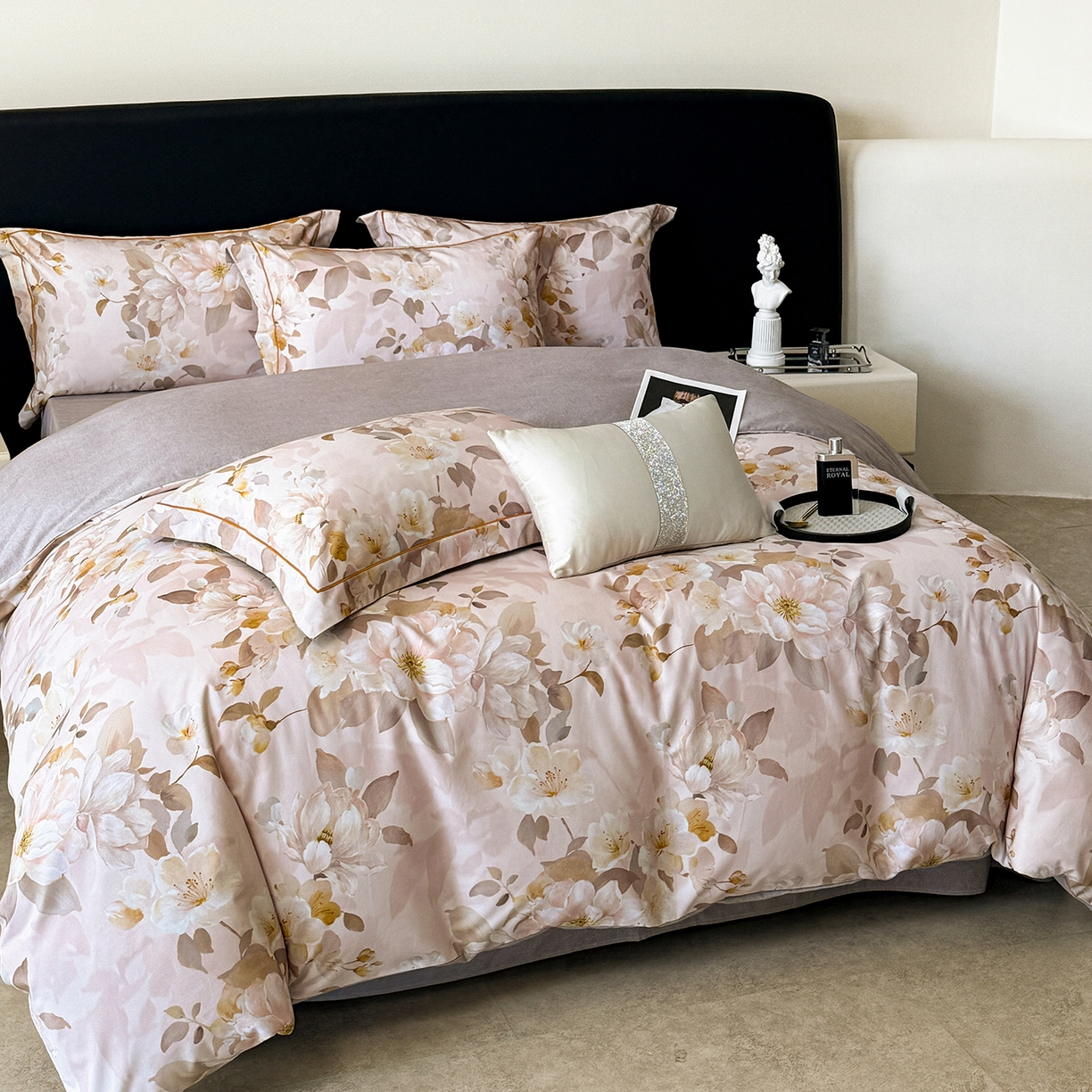 91家纺网 家纺一手货源 找家纺 梵克保罗 2025秋冬新款数码印花全棉磨毛单被套三件套四件套系列 凤穿牡丹