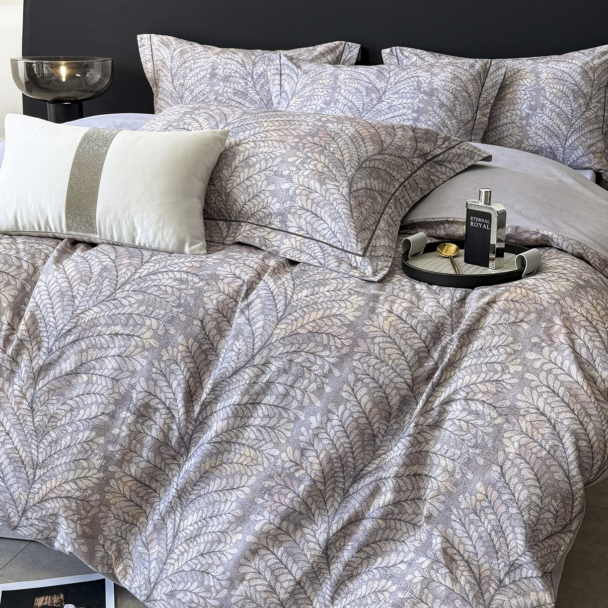 91家纺网 家纺一手货源 找家纺 梵克保罗 2025秋冬新款数码印花全棉磨毛单被套三件套四件套系列 麦穗花期-灰