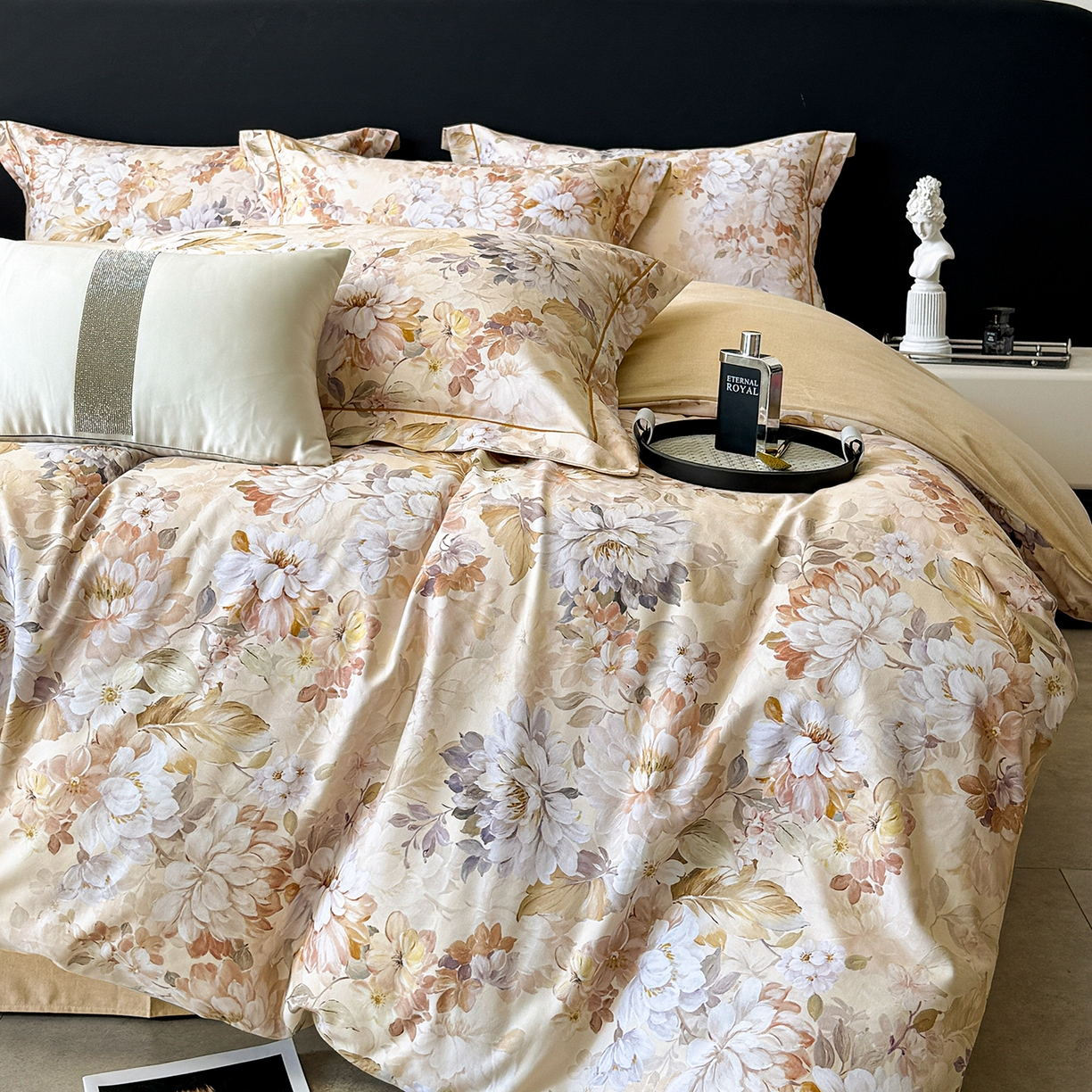 91家纺网 家纺一手货源 找家纺 梵克保罗 2025秋冬新款数码印花全棉磨毛单被套三件套四件套系列 曲艺芳华