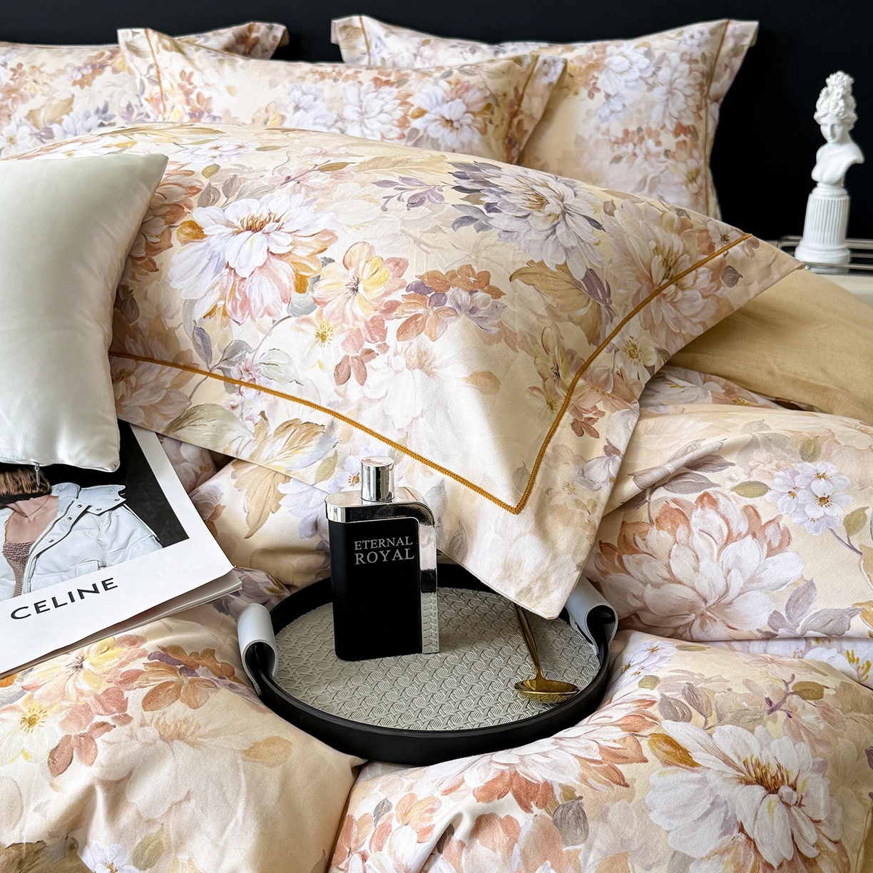 91家纺网 家纺一手货源 找家纺 梵克保罗 2025秋冬新款数码印花全棉磨毛单被套三件套四件套系列 曲艺芳华