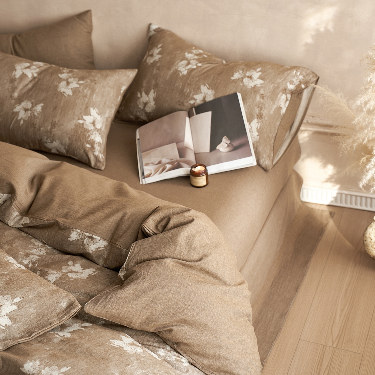 91家纺网 家纺一手货源 找家纺 梵克保罗 2025秋冬新款全棉水洗色织大提花四件套 繁花说-茶咖