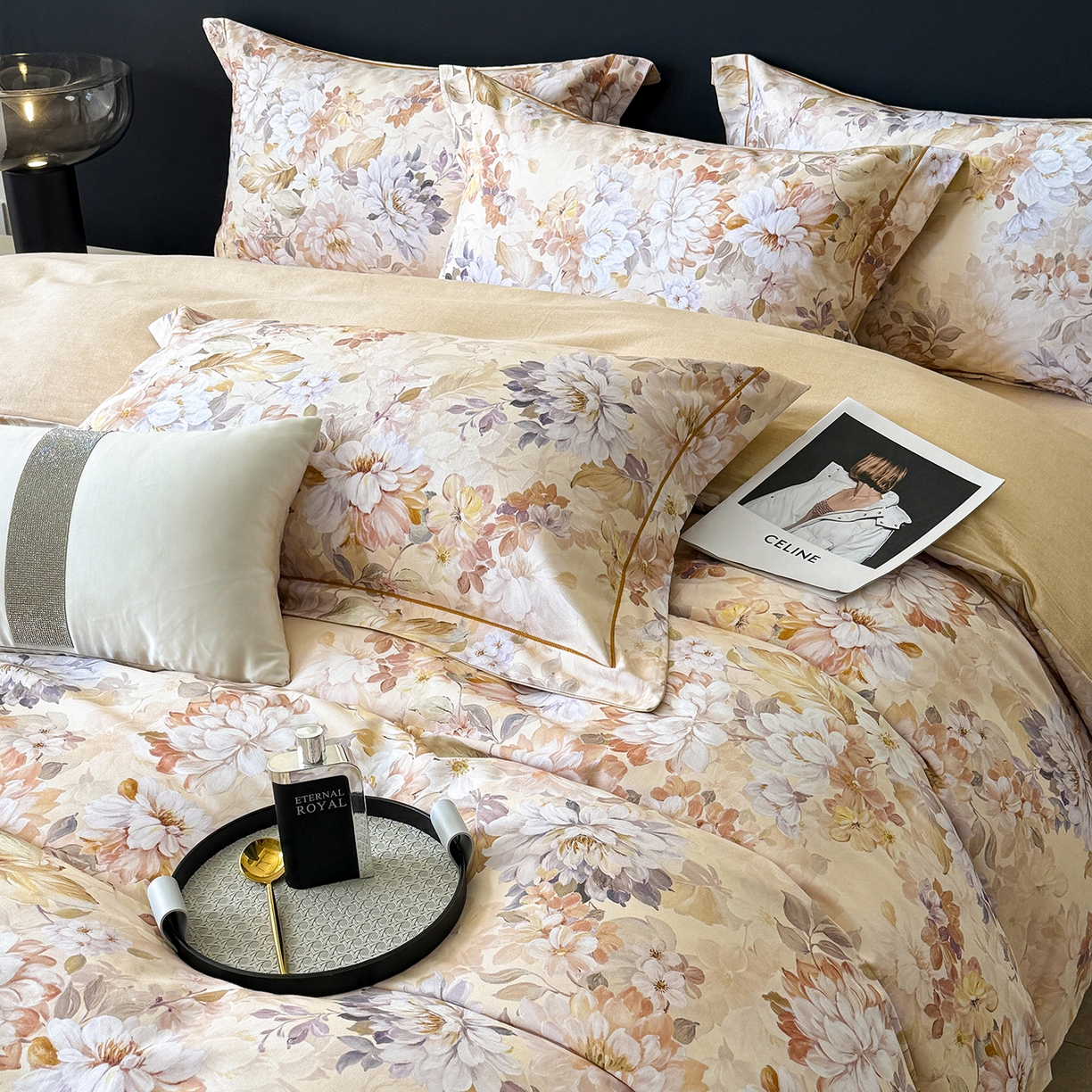 91家纺网 家纺一手货源 找家纺 梵克保罗 2025秋冬新款数码印花全棉磨毛单被套三件套四件套系列 曲艺芳华