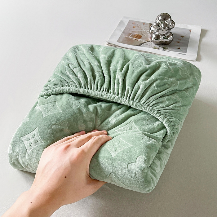 91家纺网 家纺一手货源 找家纺 （总）曼陀罗 2025秋冬新款牛奶绒纯色单床笠 床笠单件-爱乐维