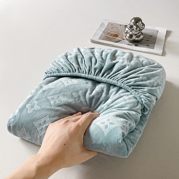 91家纺网 家纺一手货源 找家纺 （总）曼陀罗 2025秋冬新款牛奶绒纯色单床笠 床笠单件-爱乐维