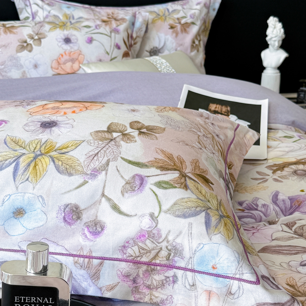 91家纺网 家纺一手货源 找家纺 梵克保罗 2025秋冬新款数码印花全棉磨毛单被套三件套四件套系列 热恋花季-灰