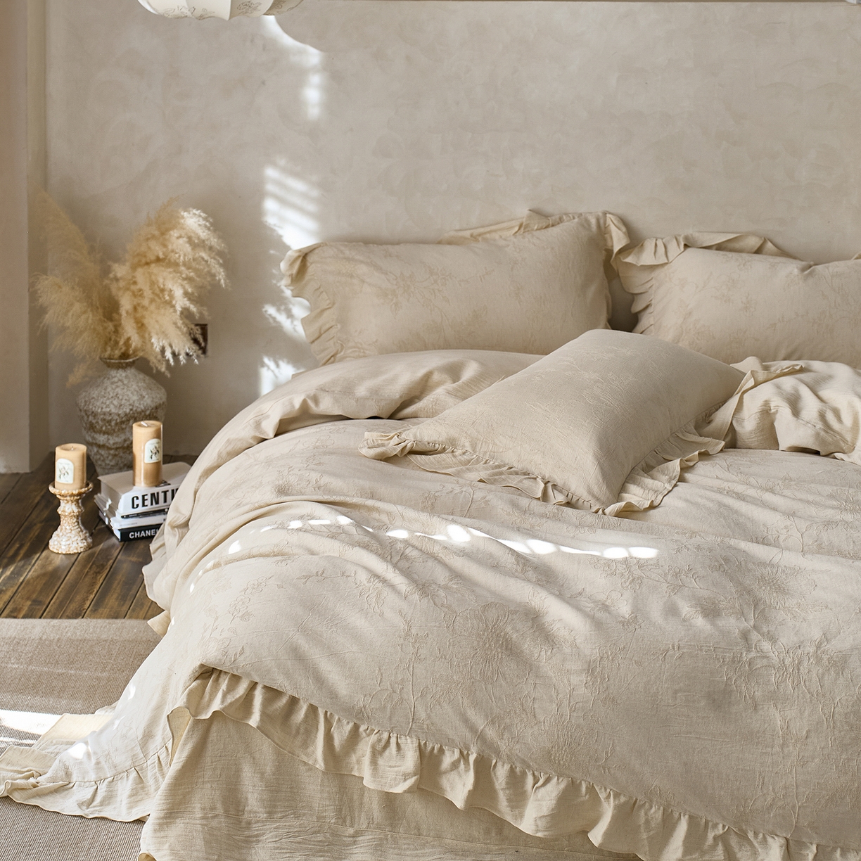 91家纺网 家纺一手货源 找家纺 梵克保罗 2025秋冬新品全棉亚麻提花法式花边款棉麻四件套 泽颢