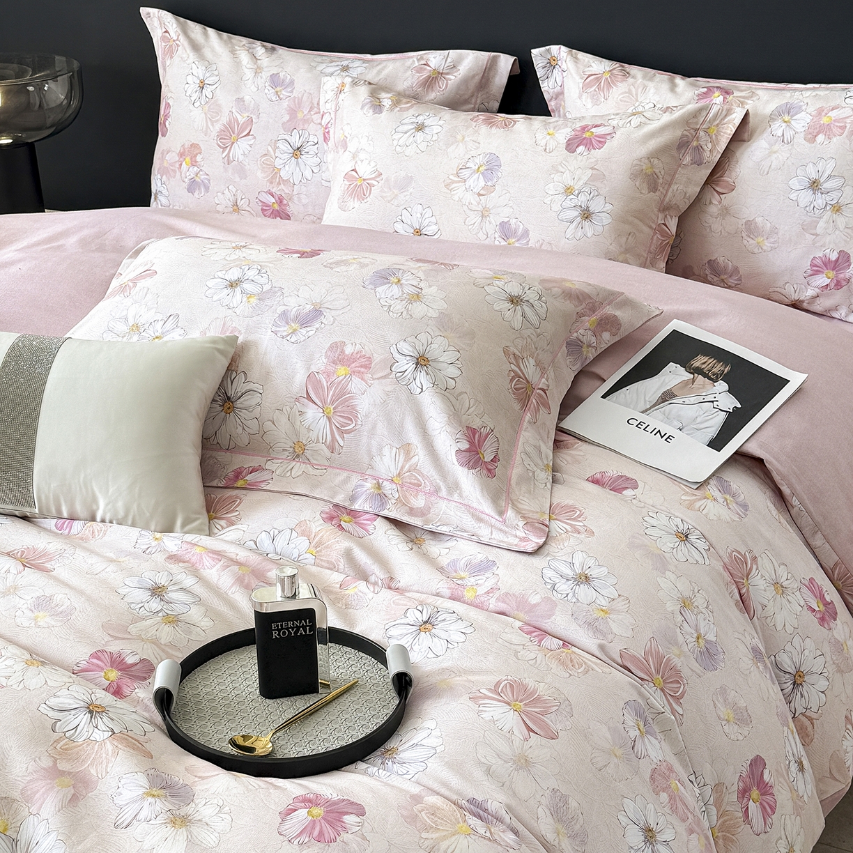 91家纺网 家纺一手货源 找家纺 梵克保罗 2025秋冬新款数码印花全棉磨毛单被套三件套四件套系列 双花飘香