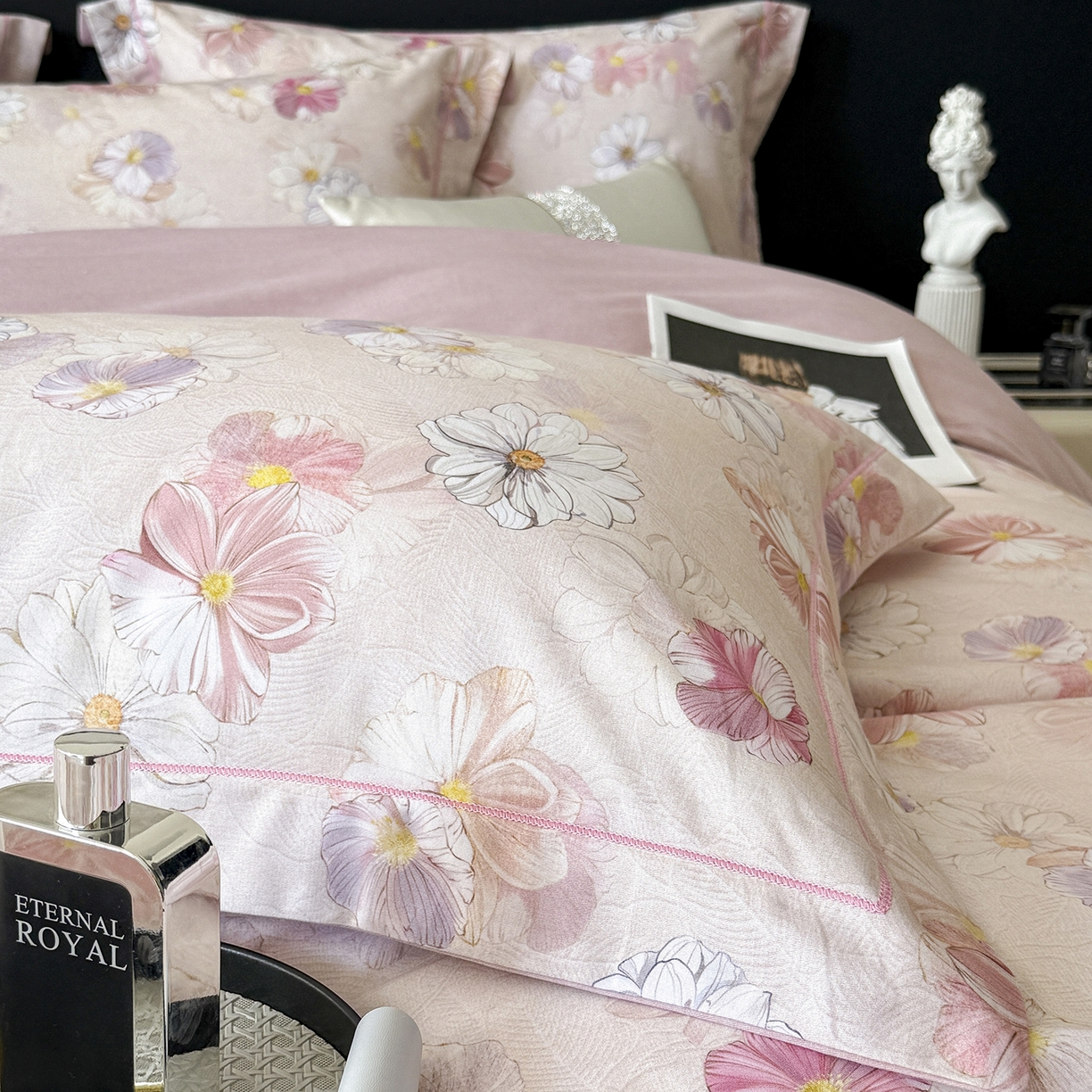 91家纺网 家纺一手货源 找家纺 梵克保罗 2025秋冬新款数码印花全棉磨毛单被套三件套四件套系列 双花飘香