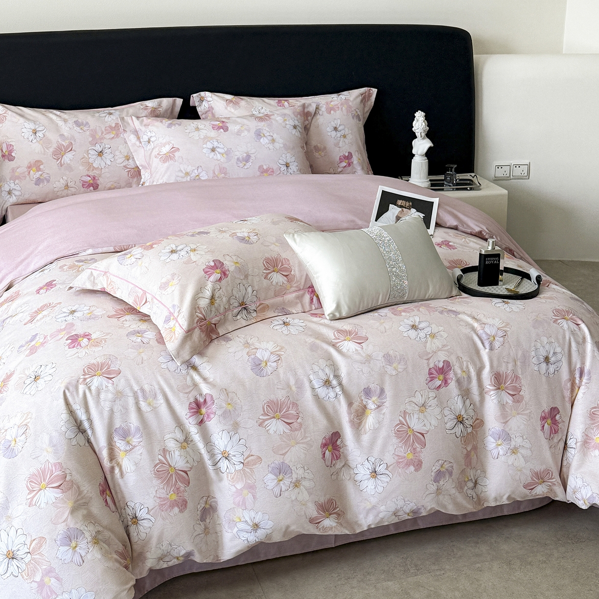 91家纺网 家纺一手货源 找家纺 梵克保罗 2025秋冬新款数码印花全棉磨毛单被套三件套四件套系列 双花飘香