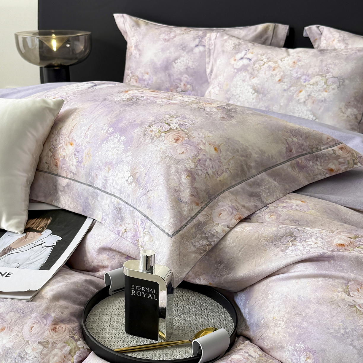 91家纺网 家纺一手货源 找家纺 梵克保罗 2025秋冬新款数码印花全棉磨毛单被套三件套四件套系列 雾野花蝶-紫