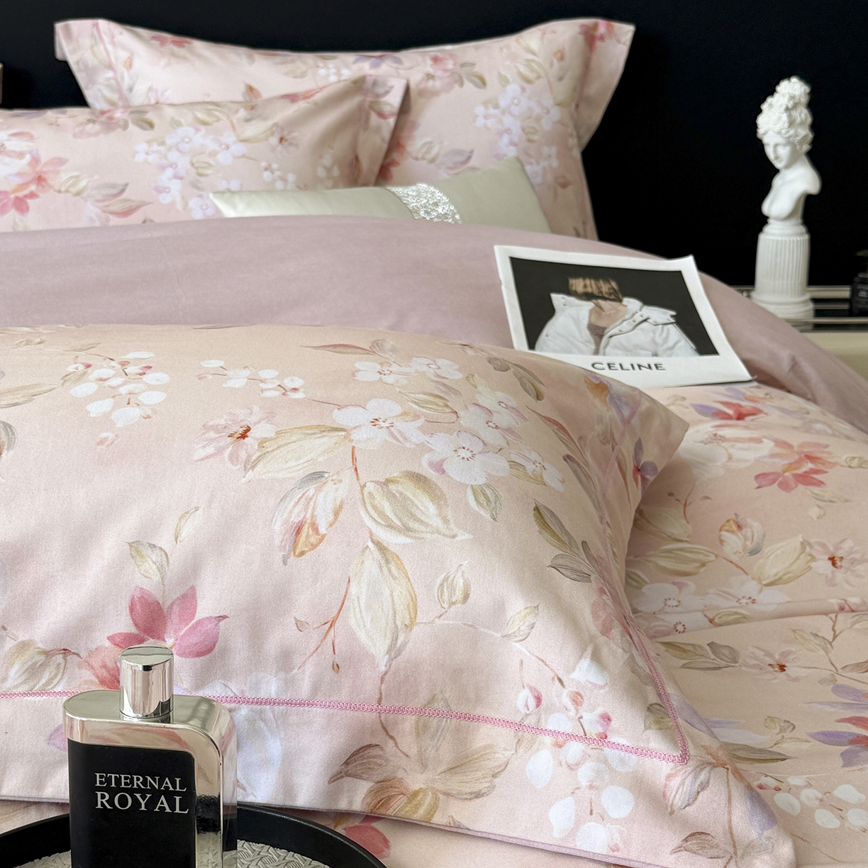 91家纺网 家纺一手货源 找家纺 梵克保罗 2025秋冬新款数码印花全棉磨毛单被套三件套四件套系列 科莫花园-粉