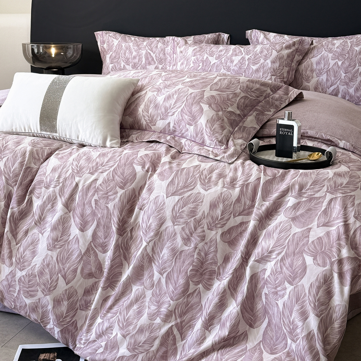 91家纺网 家纺一手货源 找家纺 梵克保罗 2025秋冬新款数码印花全棉磨毛单被套三件套四件套系列 如伊-咖