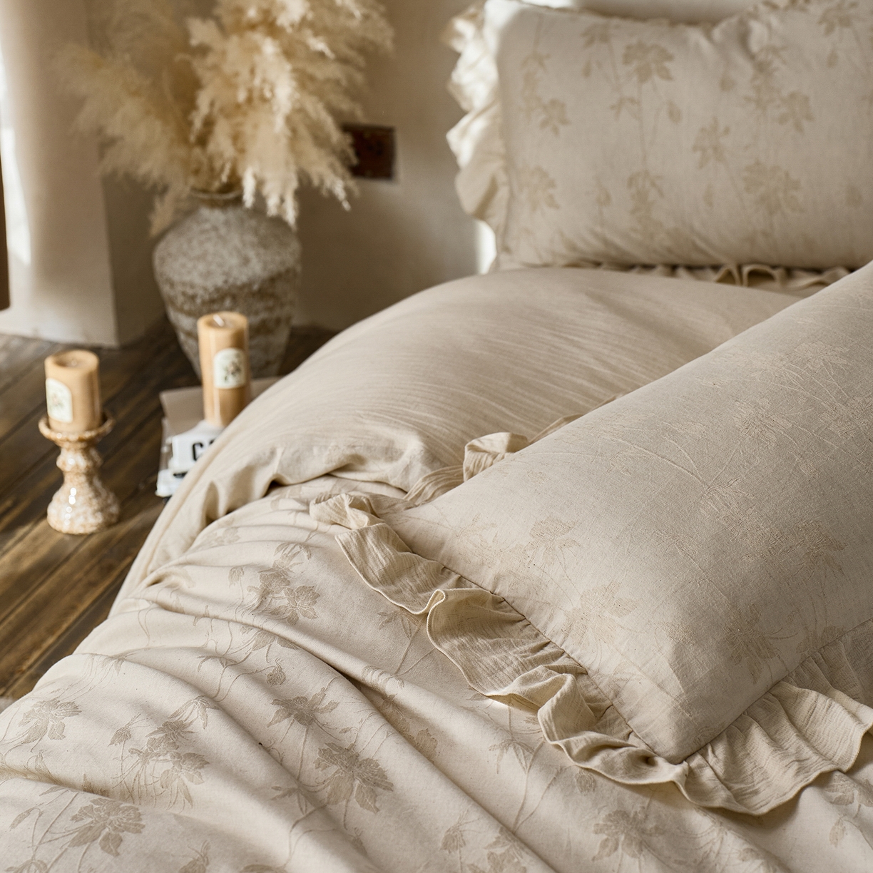 91家纺网 家纺一手货源 找家纺 梵克保罗 2025秋冬新品全棉亚麻提花法式花边款棉麻四件套 锦时