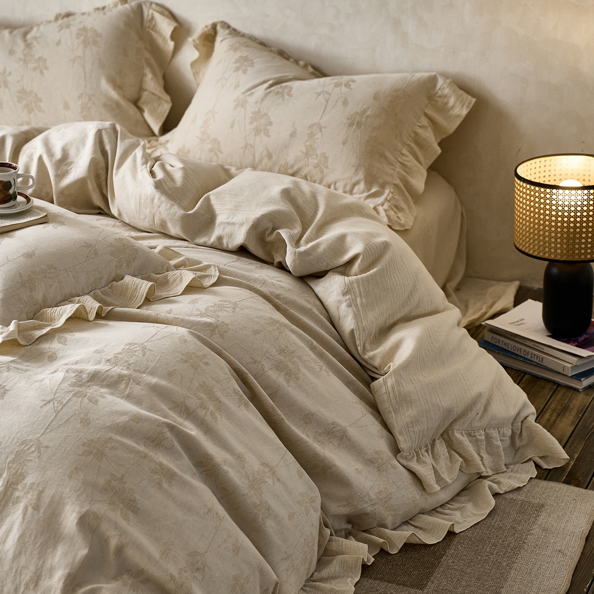 91家纺网 家纺一手货源 找家纺 梵克保罗 2025秋冬新品全棉亚麻提花法式花边款棉麻四件套 锦时