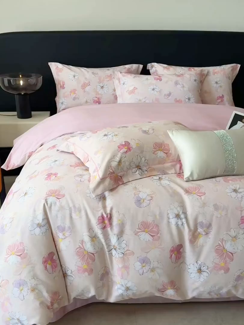 91家纺网 家纺一手货源 找家纺 梵克保罗 2025秋冬新款数码印花全棉磨毛单被套三件套四件套系列 双花飘香