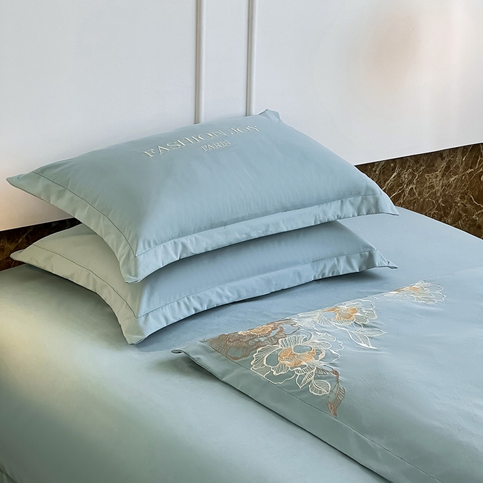 91家纺网 家纺一手货源 找家纺 （总）梵克保罗 2025秋冬新款直播热卖长绒棉刺绣花边四件套-繁星系列