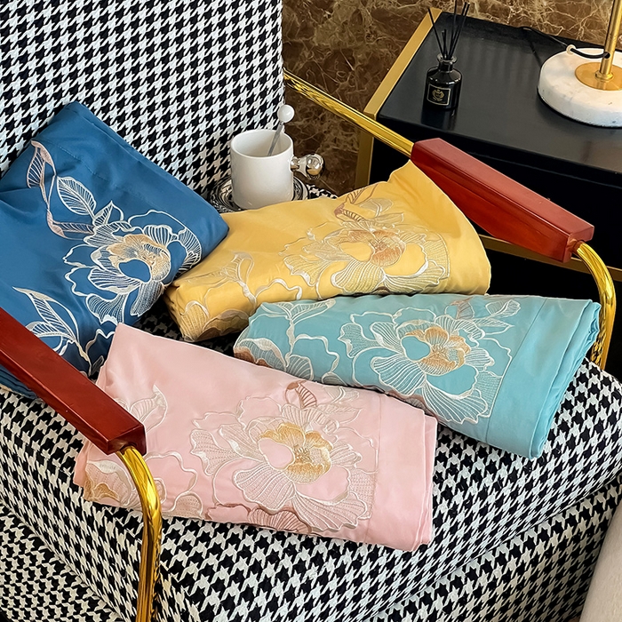 91家纺网 家纺一手货源 找家纺 梵克保罗 2025秋冬新款直播热卖长绒棉刺绣花边四件套-繁星系列 组合图