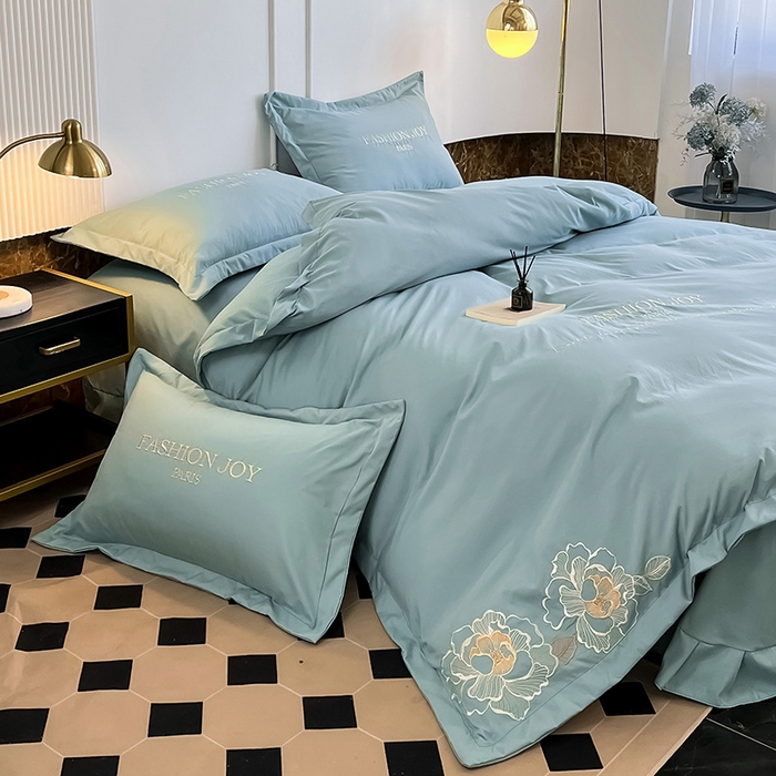 91家纺网 家纺一手货源 找家纺 梵克保罗 2025秋冬新款直播热卖长绒棉刺绣花边四件套-繁星系列 繁星-梵星绿