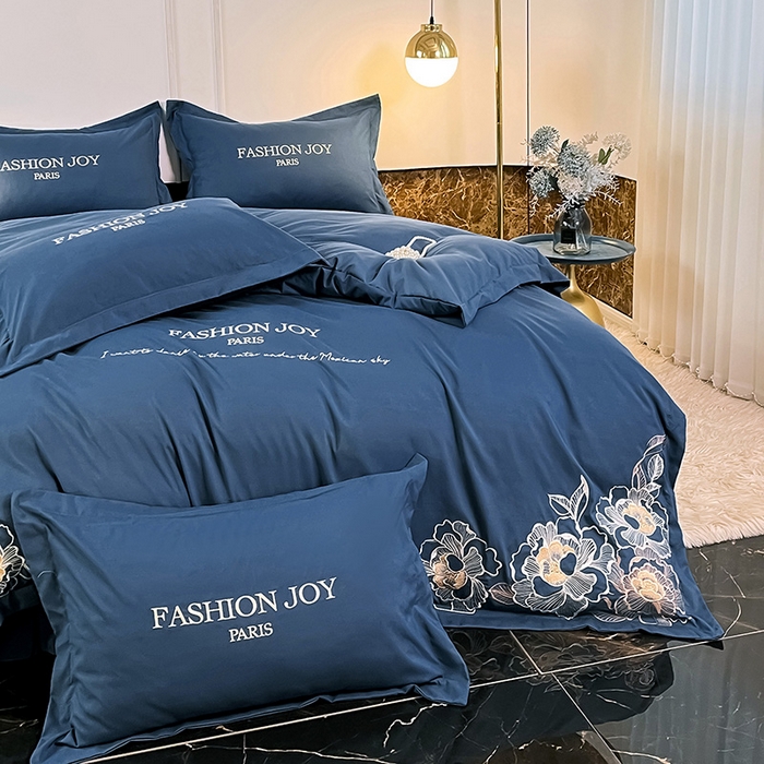 91家纺网 家纺一手货源 找家纺 梵克保罗 2025秋冬新款直播热卖长绒棉刺绣花边四件套-繁星系列 繁星-钻石蓝